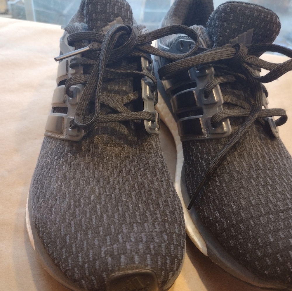 Adidas energy boost men size 10